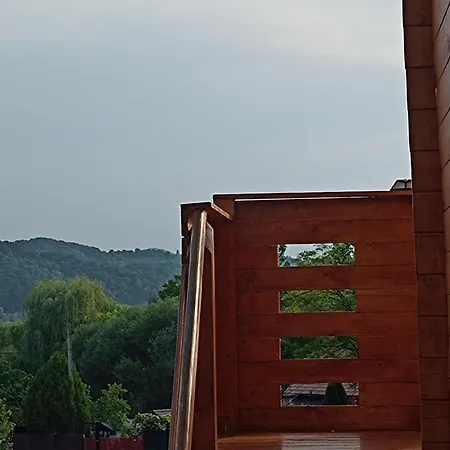 Chalet Tiny H